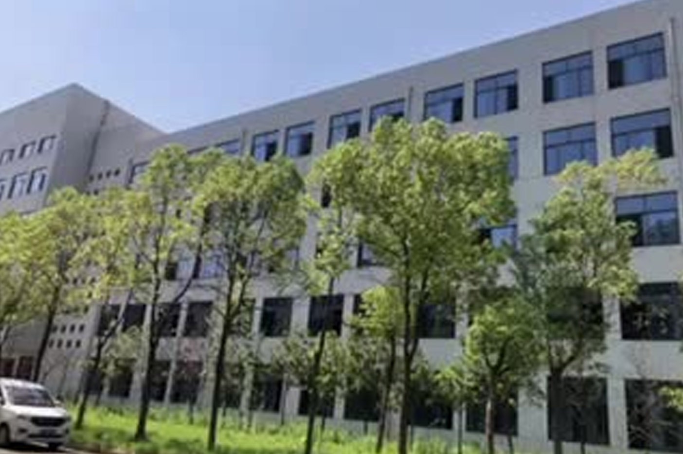 江汉大学中央空调项目